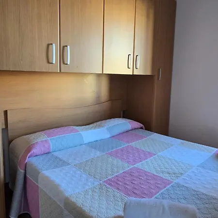 Violet House Apartment
