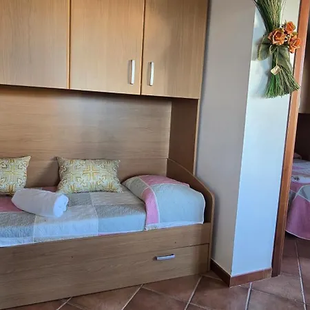 Violet House Apartment *